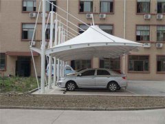 安裝雨棚的（de）好處有哪些